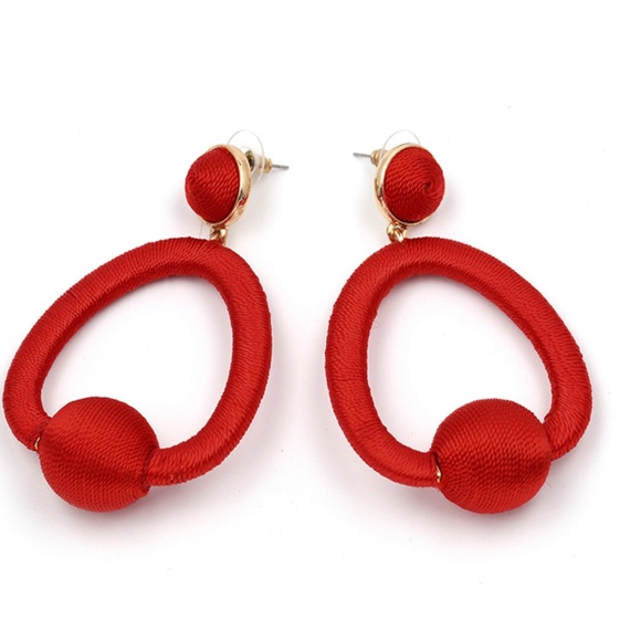 Massive red earrings - Picture 4 of 5